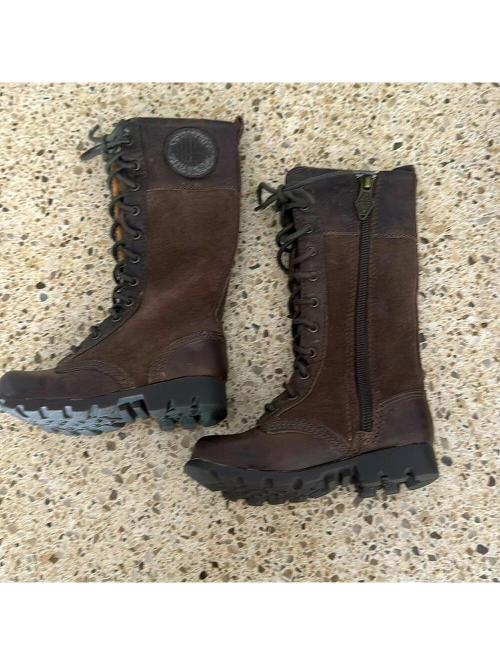 Palladium winter boots zip up size youth 8